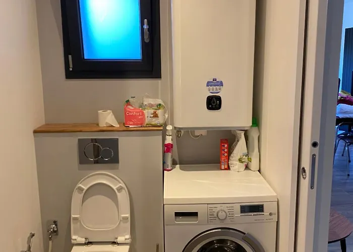 Dependance Au Calme, Tram A&f, Commerces Parking Gratuit Дом отдыха *